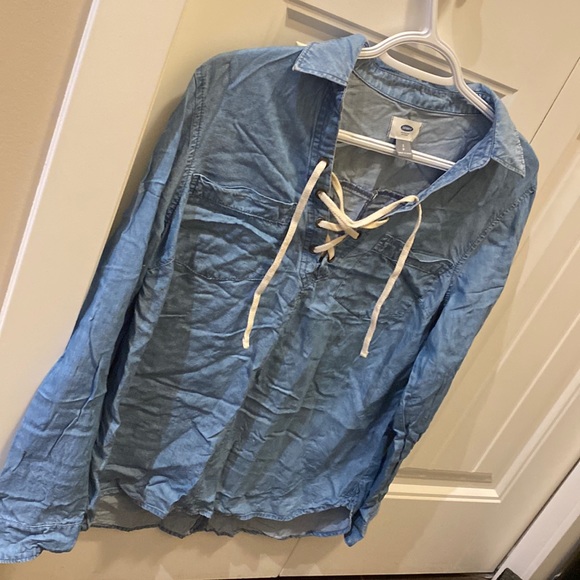 Old navy jean blouse - Picture 1 of 3